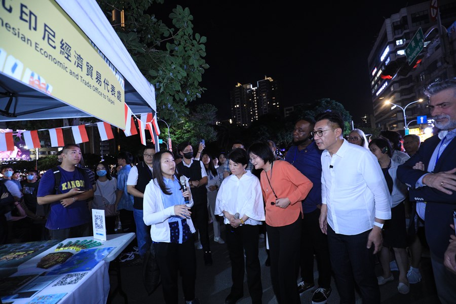  2024台中爵士音樂節開幕式暨參觀國際友誼專區攤位--TSAI (4)