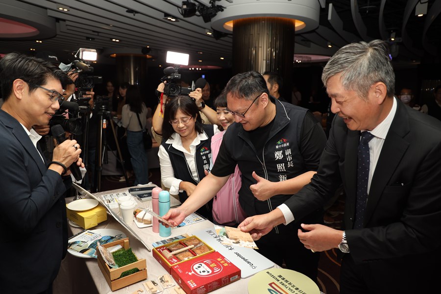 鄭照新副市長5