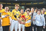 市長盧秀燕致贈水果禮盒