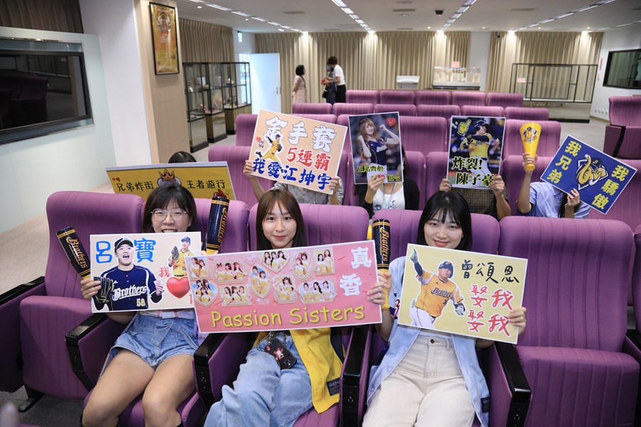 十冠傳奇：中信兄弟封王遊行感謝祭記者會--TSAI (15)