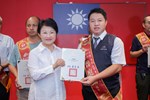 市長頒發113年度優良計程車駕駛人