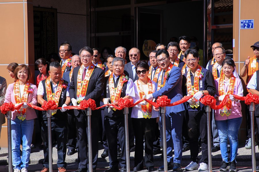 財團法人台中樂成宮正殿重建100週年慶暨文史館落成啟用儀式暨捐贈救護車、警備車、復康巴士儀式