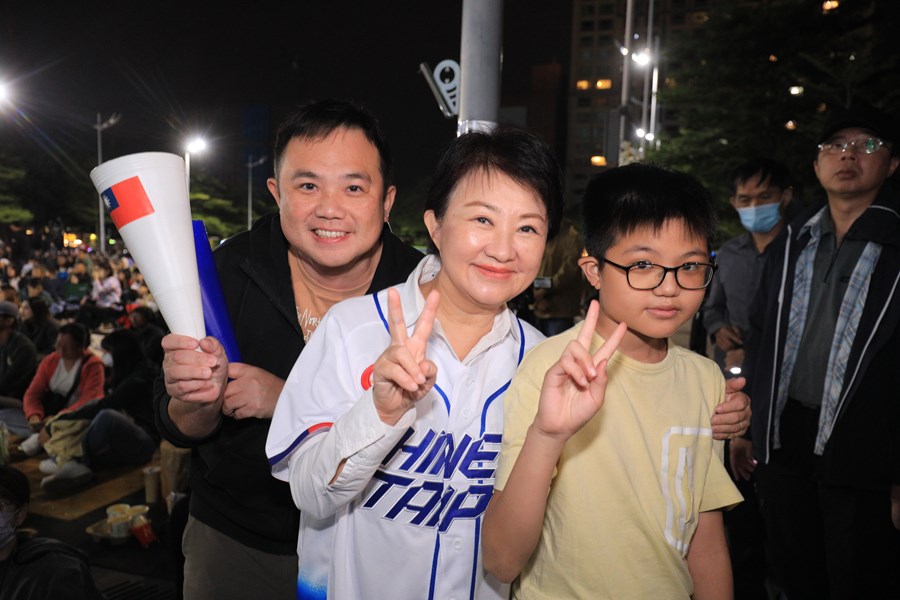 市府廣場前直播2024年第三屆世界12強棒球賽-超級循環賽（四強）(中華隊vs日本隊)--TSAI (16)