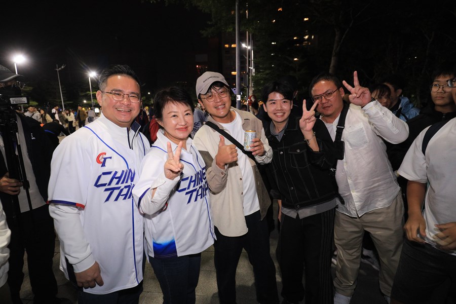 市府廣場前直播2024年第三屆世界12強棒球賽-超級循環賽（四強）(中華隊vs日本隊)--TSAI (29)