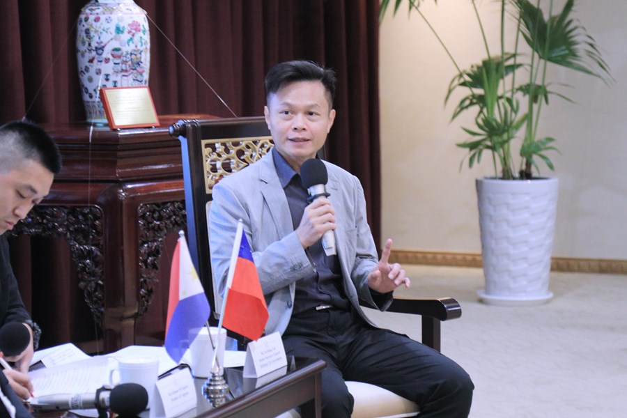 菲律賓國會眾議院眾議員一行蒞府拜會--TSAI (9)