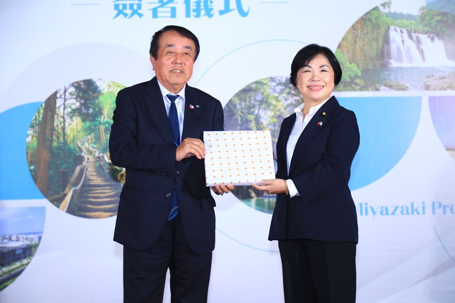 台中市與日本宮崎縣締結姊妹交流縣市記者會--TSAI (23)