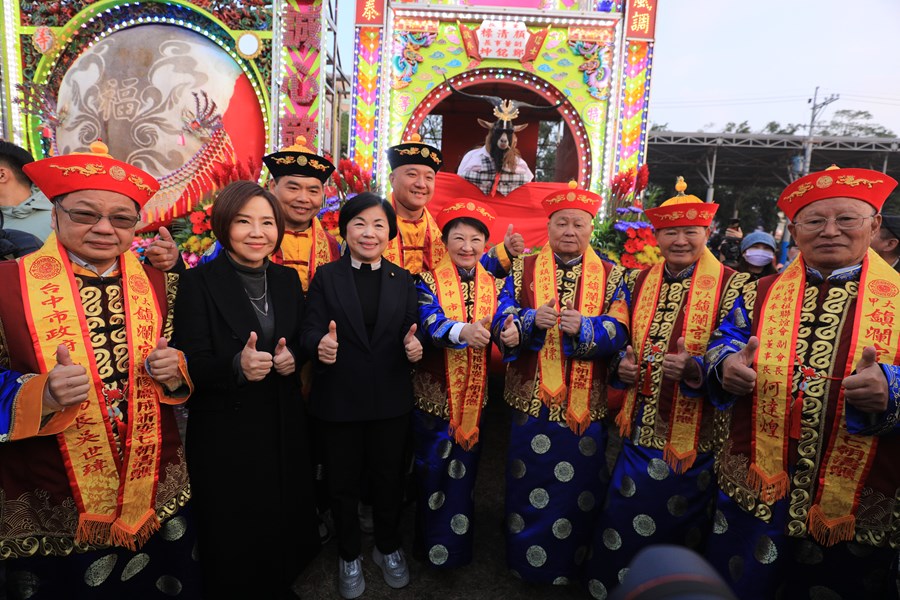 大甲鎮瀾宮「甲辰年重修慶成祈安七朝清醮」普渡開香--TSAI (13)