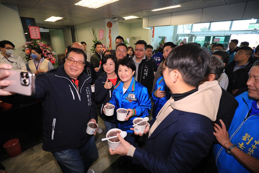 台中市政府捷運工程局揭牌儀式暨布達宣誓及授予印信典禮--TSAI (10)