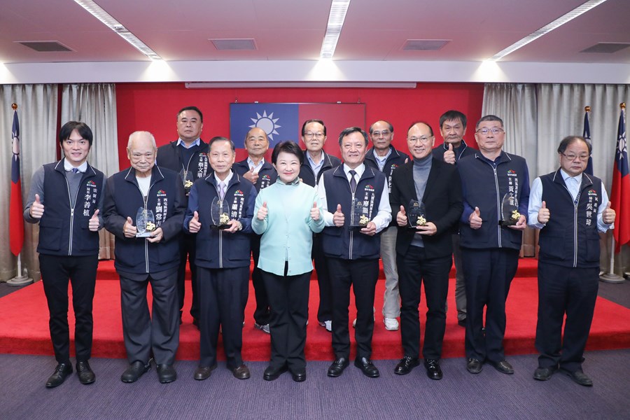 市長表揚112年度績優區公所調解委員會