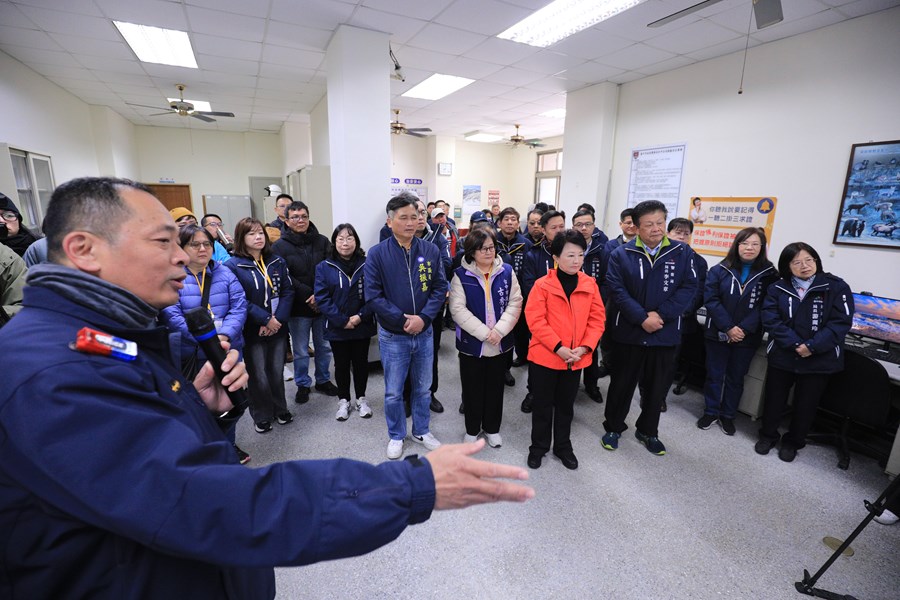 盧市長到台中市最偏遠派出所-勝光派出所慰勞關心員警--TSAI (8)