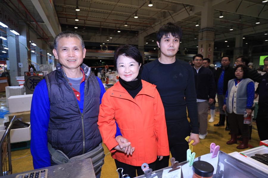 盧市長視察台中魚市場--TSAI (28)