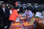 盧市長視察台中果菜市場-TSAI (5)