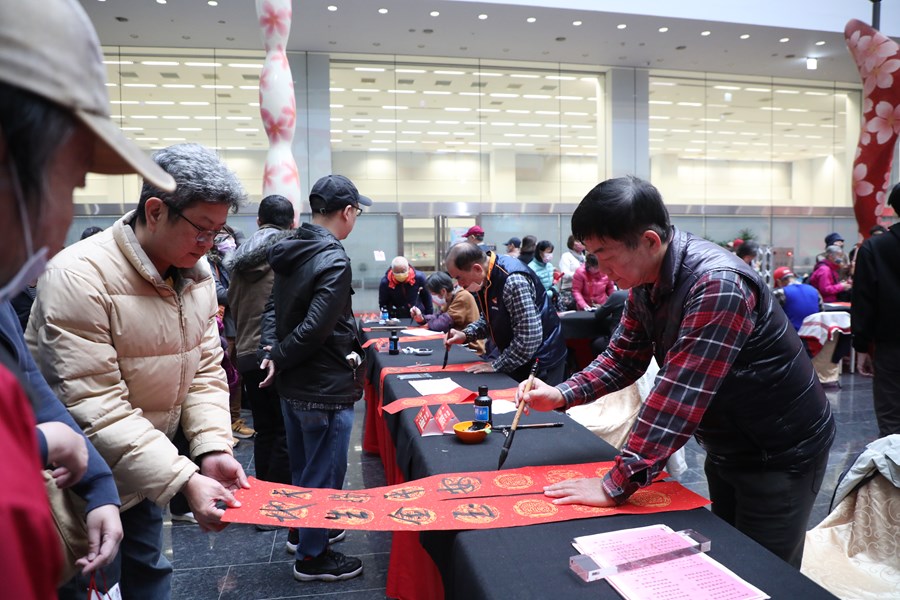 114年迎新揮毫贈春聯活動記者會 (12)