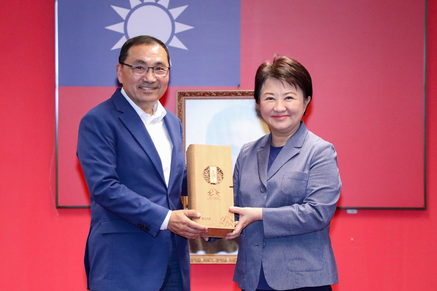 與新北市政府市政交流