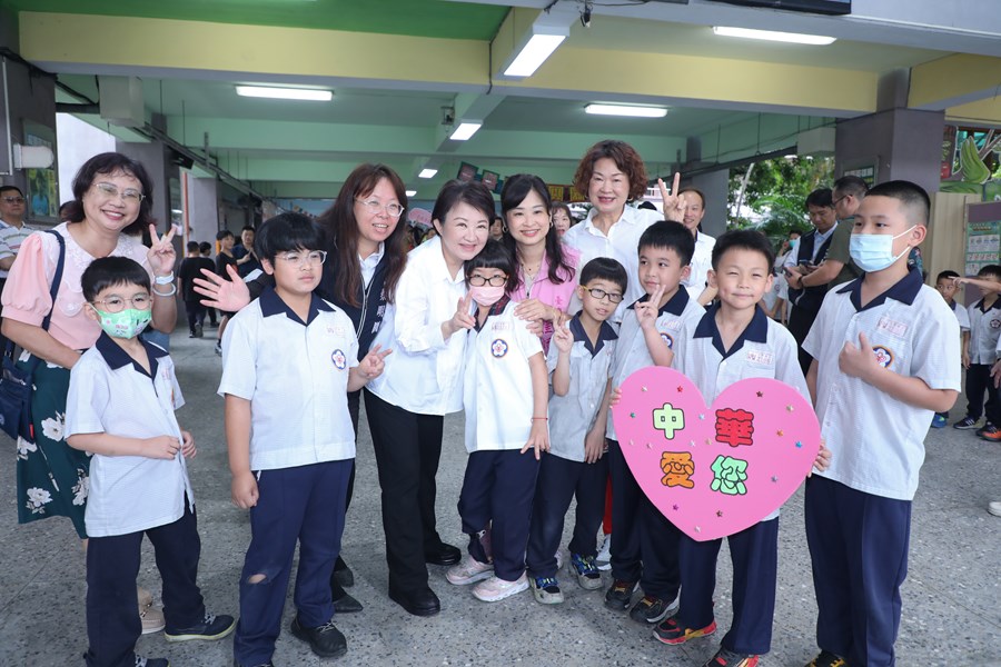 太平區中華國小、東平國小、長億國小暨光隆國小活動中心興建工程聯合動土典禮 (5)