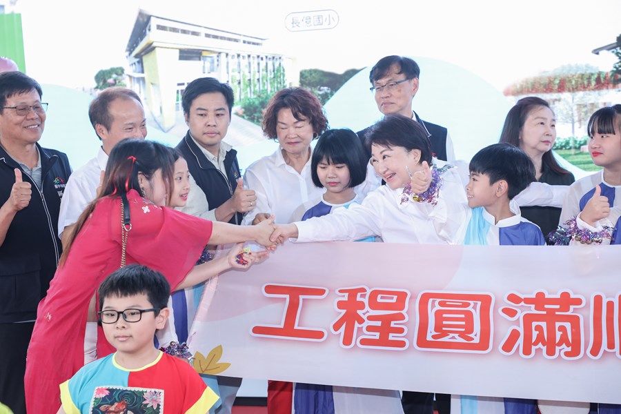 太平區中華國小、東平國小、長億國小暨光隆國小活動中心興建工程聯合動土典禮 (27)