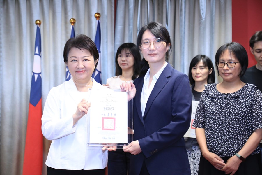 表揚中市府114年度模範公務員--警察局   吳季宜   警務員