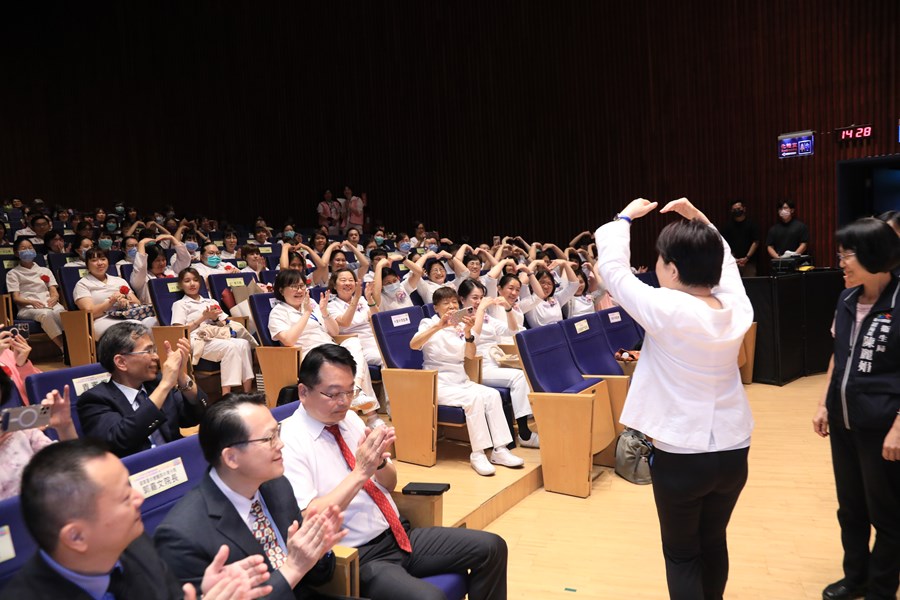 114年台中市國際護師節暨優良護理人員、資深護理人員表揚大會--TSAI (9)