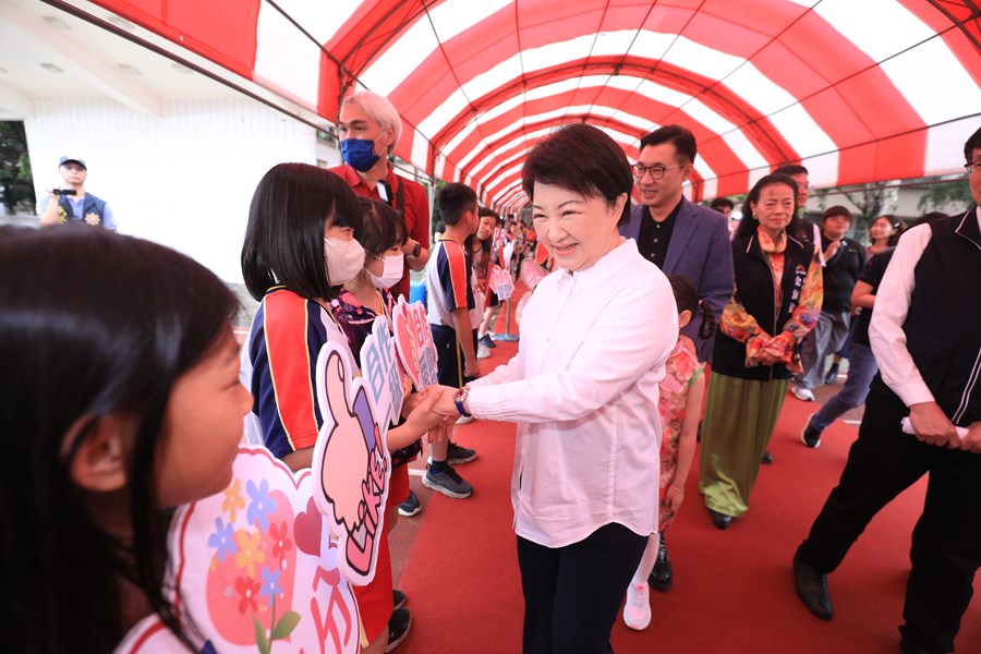 豐原區合作國小、豐村國小、福陽國小、豐東國中暨東勢區新盛國小活動中心興建工程聯合動土典禮--TSAI (22)