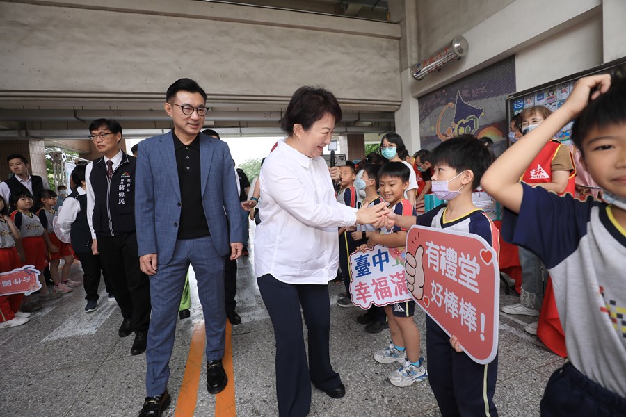 豐原區合作國小、豐村國小、福陽國小、豐東國中暨東勢區新盛國小活動中心興建工程聯合動土典禮--TSAI (5)