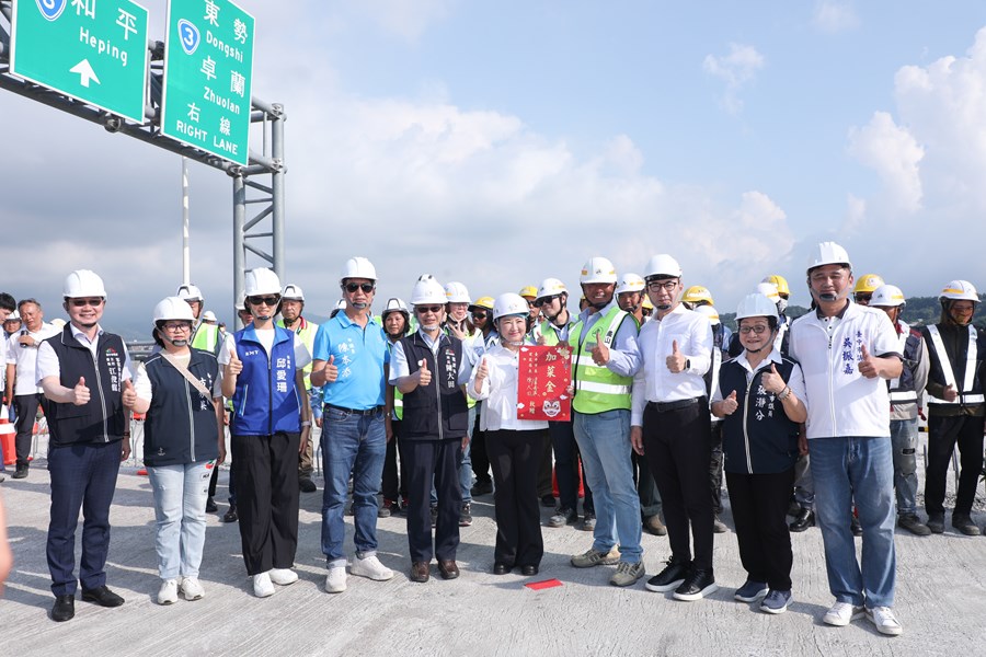 「東勢-豐原生活圈快速道路」推進與第4標(跨越大甲溪橋梁標)舊橋接合視察 (24)
