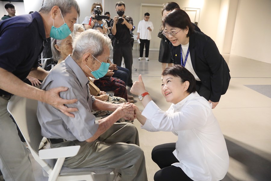 台中市立美術館 精選典藏揭幕記者會--TSAI (2)