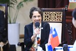 美國姊妹市關島總督古蕾露(GovernorMs. Lourdes A. Leon Guerrero)一行蒞市拜會--TSAI (5)