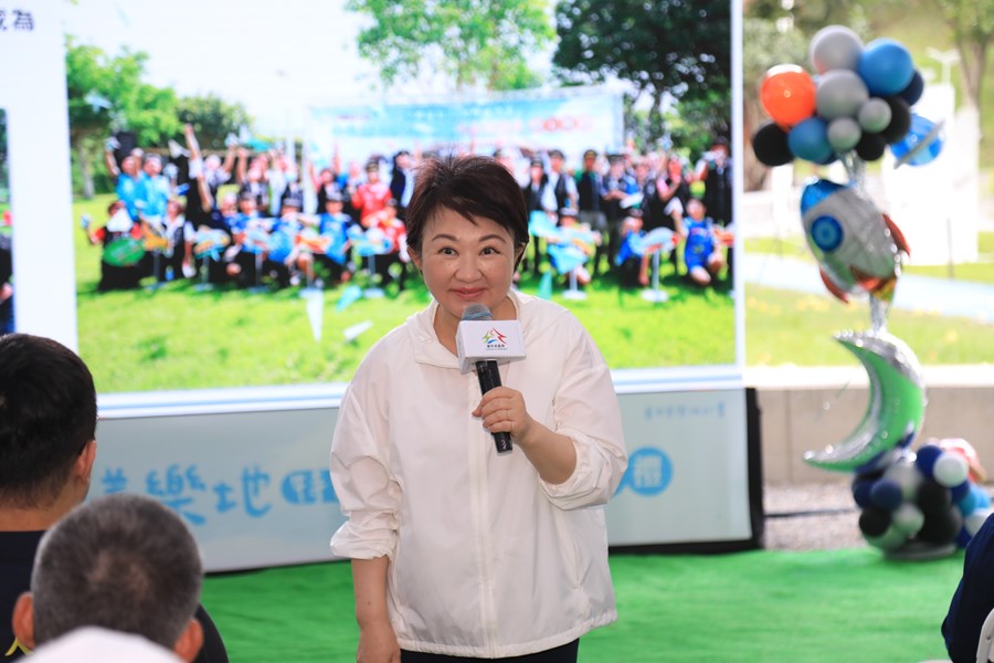 中央公園飛行美樂地特色遊戲場啟用典禮--TSAI (8)