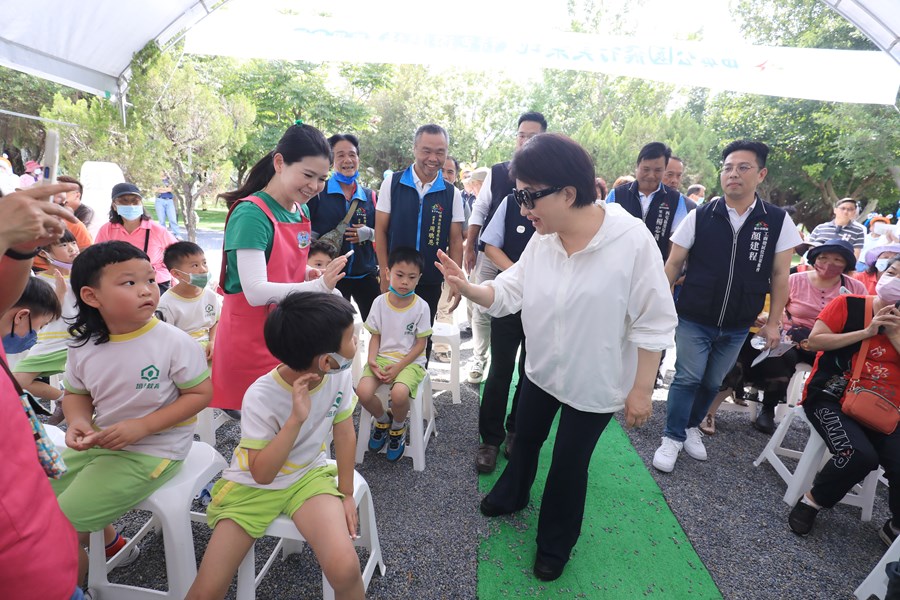 中央公園飛行美樂地特色遊戲場啟用典禮--TSAI (19)