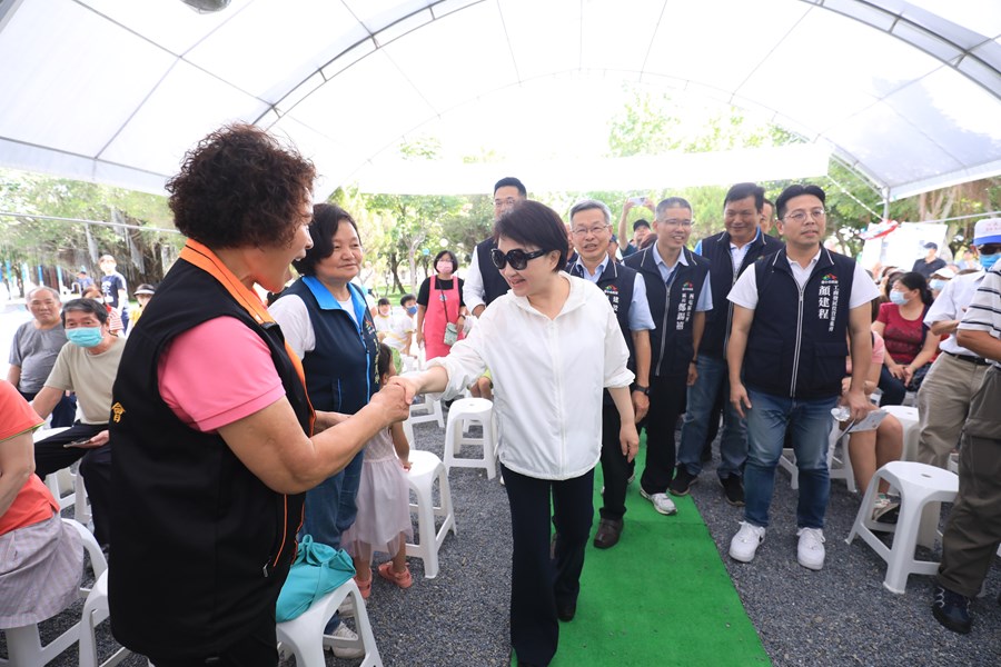中央公園飛行美樂地特色遊戲場啟用典禮--TSAI (21)