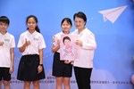 台中市高級中等以下學校市長獎與市長合影--TSAI (20)