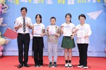台中市高級中等以下學校畢業生市長獎合影 (2)