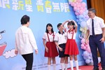 台中市高級中等以下學校畢業生市長獎合影 (7)