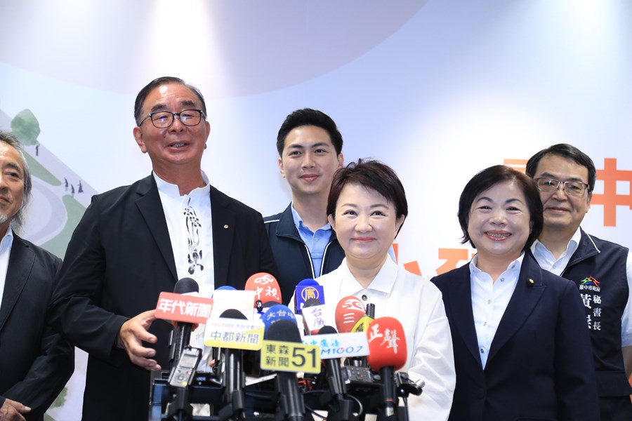 台中市小豬藝文基地活化工程捐贈儀式--TSAI (23)