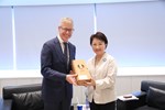 澳洲辦事處馮國斌代表蒞府拜會--TSAI (8)