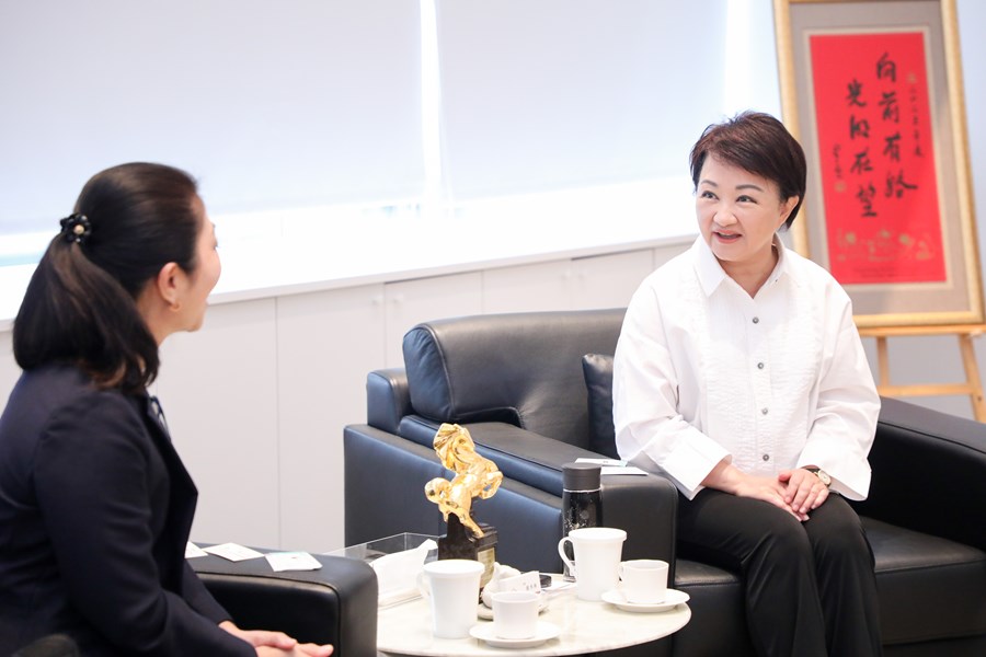 第33屆亞洲台灣商會聯合總會陳舒琴總會長率隊蒞府拜會