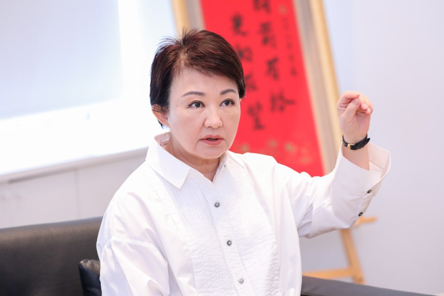第33屆亞洲台灣商會聯合總會陳舒琴總會長率隊蒞府拜會
