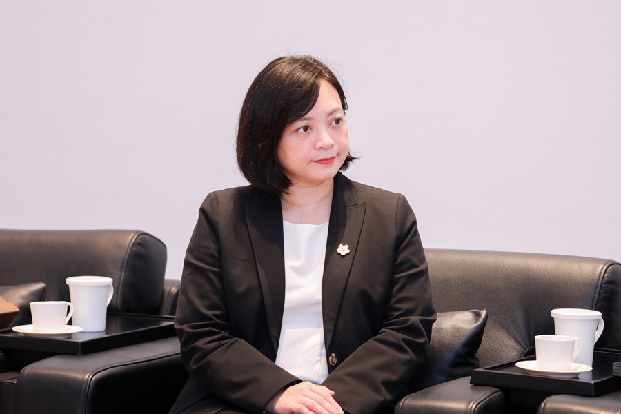 第33屆亞洲台灣商會聯合總會陳舒琴總會長率隊蒞府拜會