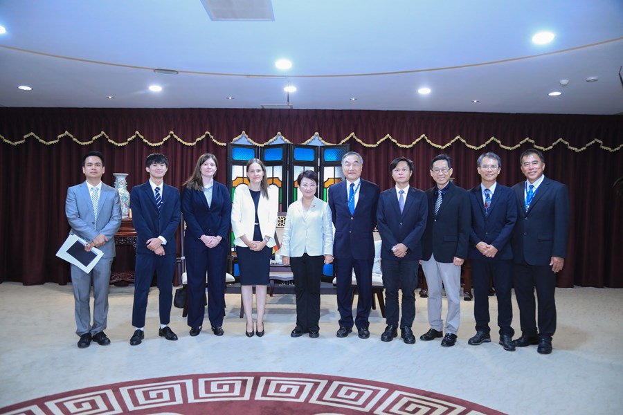德國經濟辦事處首席代表暨處長蘭依樺博士 (Chief Representative & Executive Director Dr. Eva Langerbeck)蒞府拜會-----TSAI (3)
