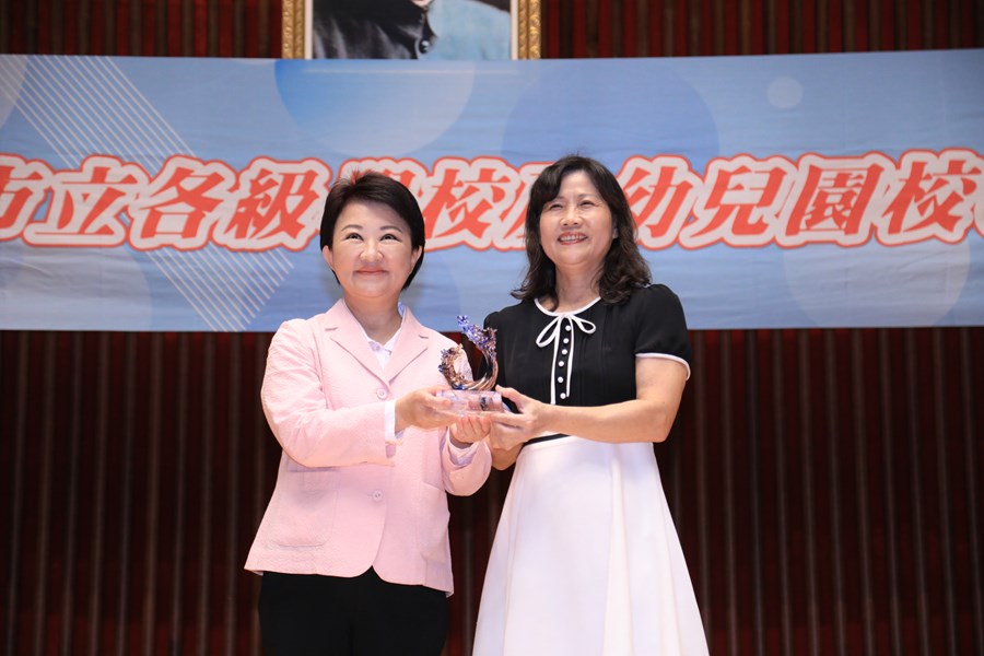 台中市114學年度市立各級學校及幼兒園校(園)長布達暨交接典禮--TSAI (9)