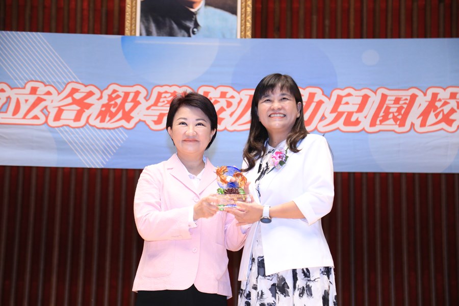 台中市114學年度市立各級學校及幼兒園校(園)長布達暨交接典禮--TSAI (17)