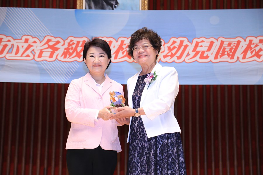 台中市114學年度市立各級學校及幼兒園校(園)長布達暨交接典禮--TSAI (28)