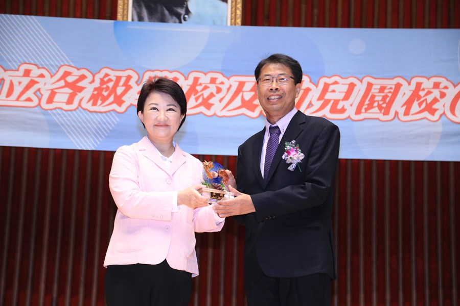台中市114學年度市立各級學校及幼兒園校(園)長布達暨交接典禮--TSAI (27)