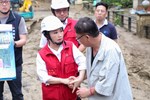 土石流沖入民宅搶修清理作業