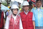 視察道路搶修復建工程