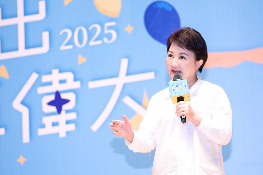 114年度台中市模範父親與市長有約合照活動