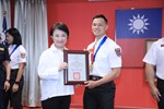 頒發2025年第21屆世界警察消防運動會績優選手--臺中市政府消防局特搜大隊大誠分隊   林顯宗