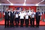 頒發2025年第21屆世界警察消防運動會績優選手--與盧市長大合照