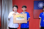 頒獎--頒發2025年亞洲青少年跆拳道錦標賽績優選手--金牌--臺中市立大里高中   魏朝義