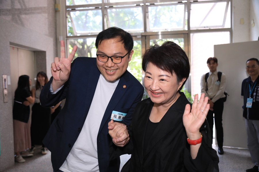 114年度台中市政府青諮會第四屆青諮委員授證典禮暨共識營--TSAI (14)